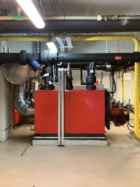 Electrician/ instalator, cu experienta minim 3 ani in intretinere imobile